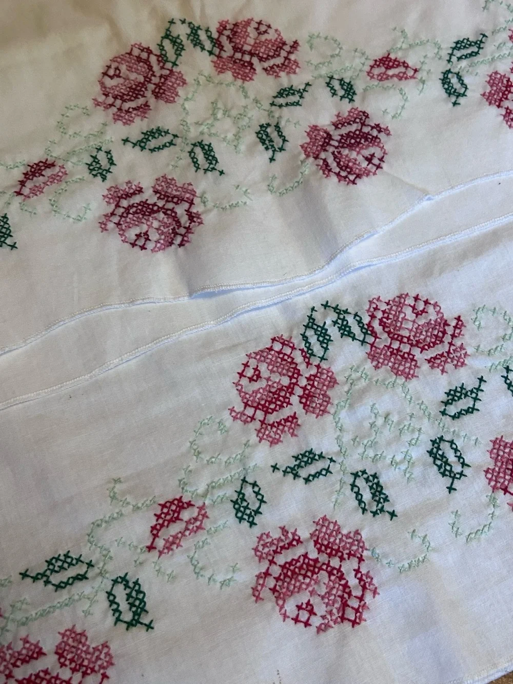 Vintage set pillowcases