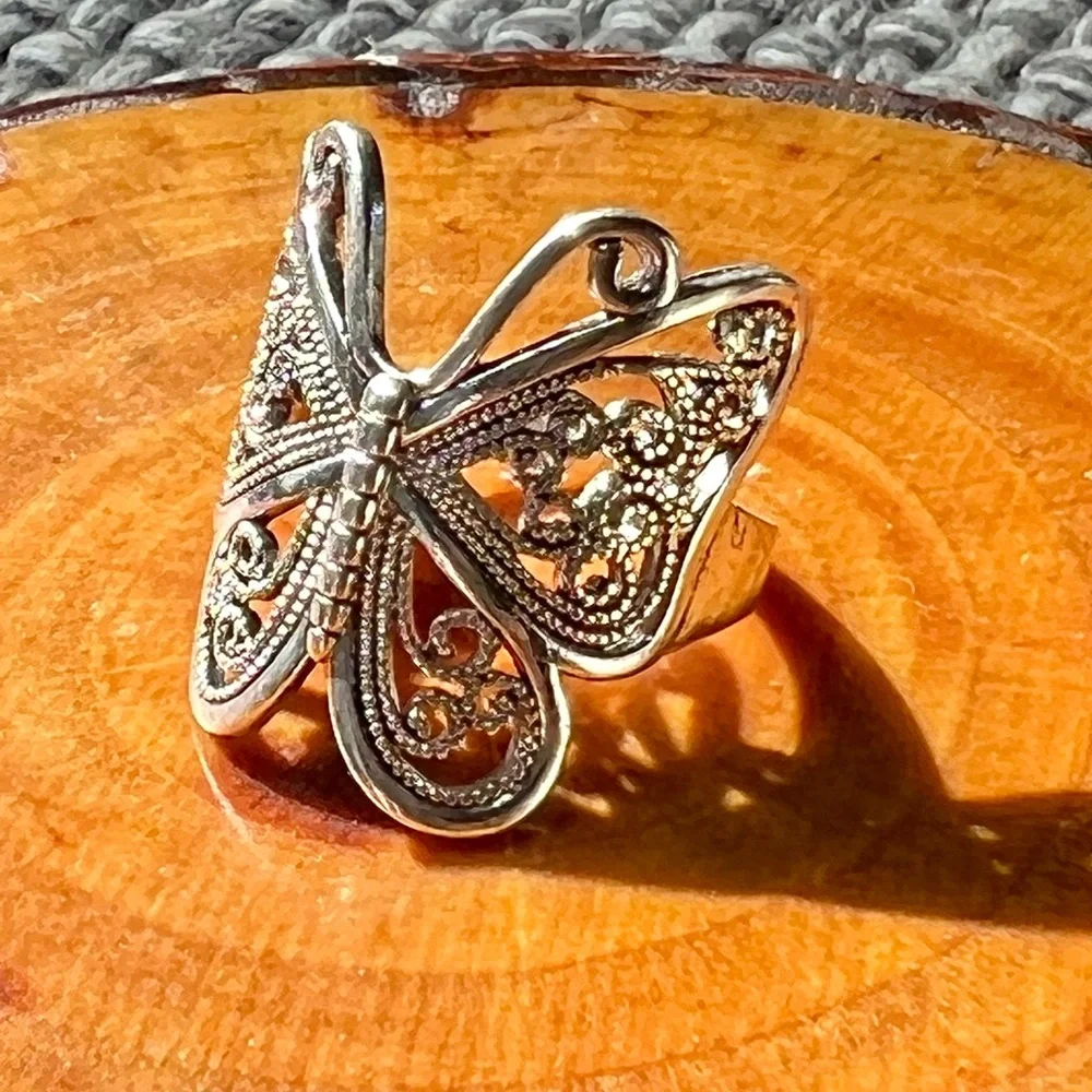 Sterling-Style Silver Butterfly Ring - Women's Fashion Band