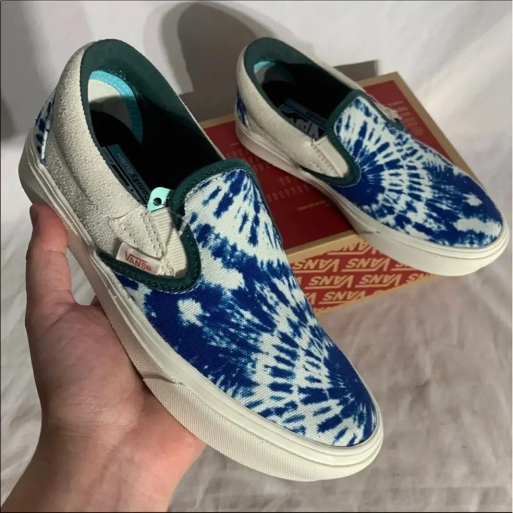 Vans Slip-On Sneakers in Blue Tie-Dye and White with Green Trim