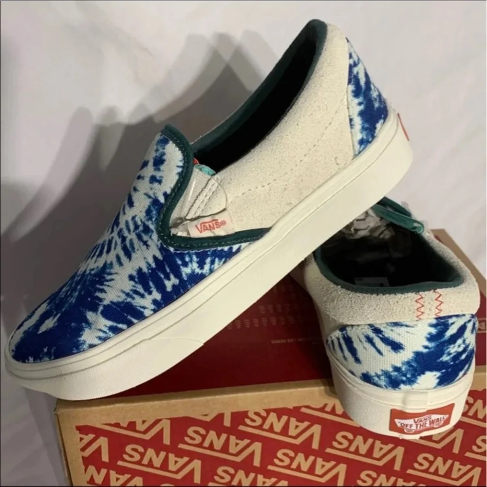 Vans Slip-On Sneakers in Blue Tie-Dye and White with Green Trim