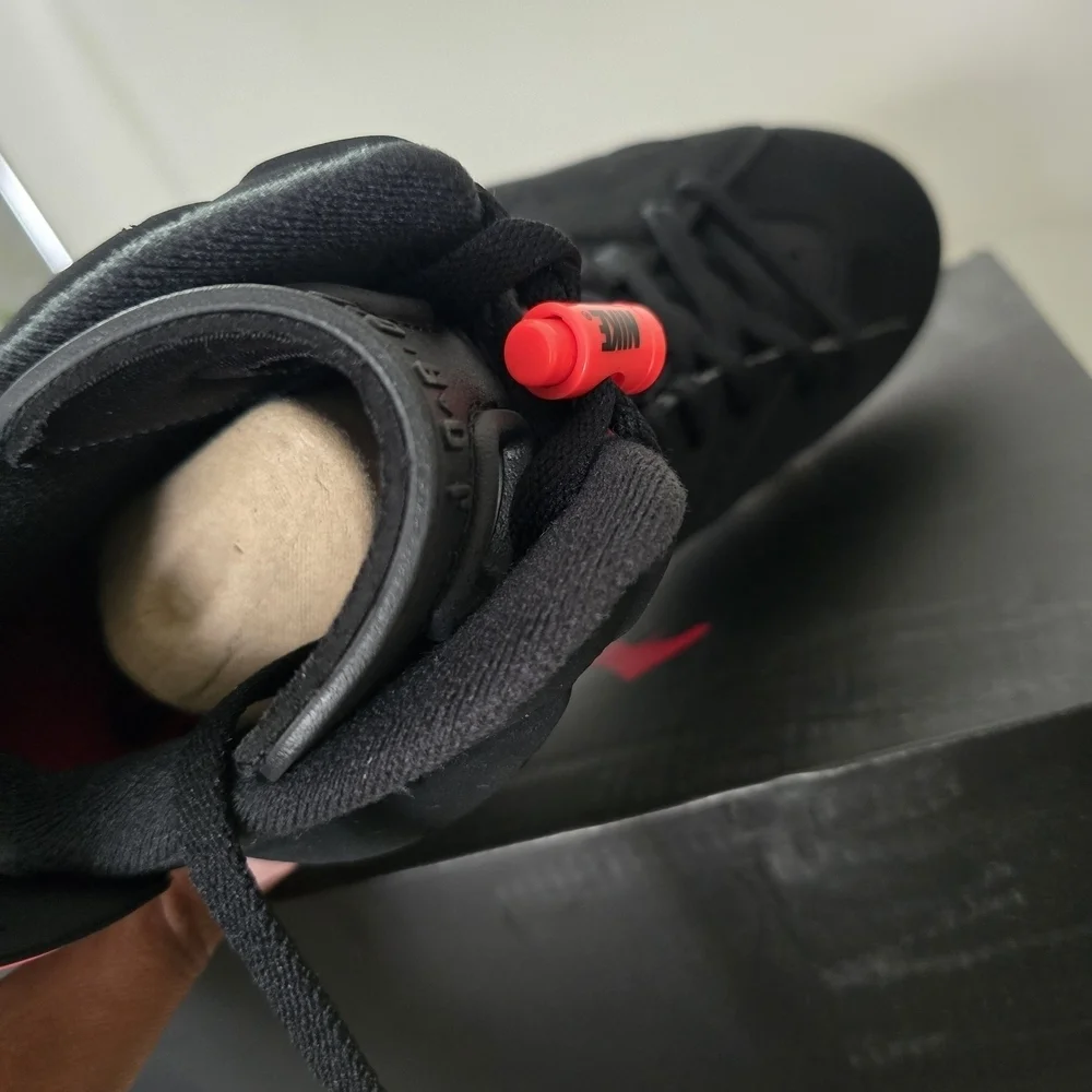 Jordan distinctive speckled