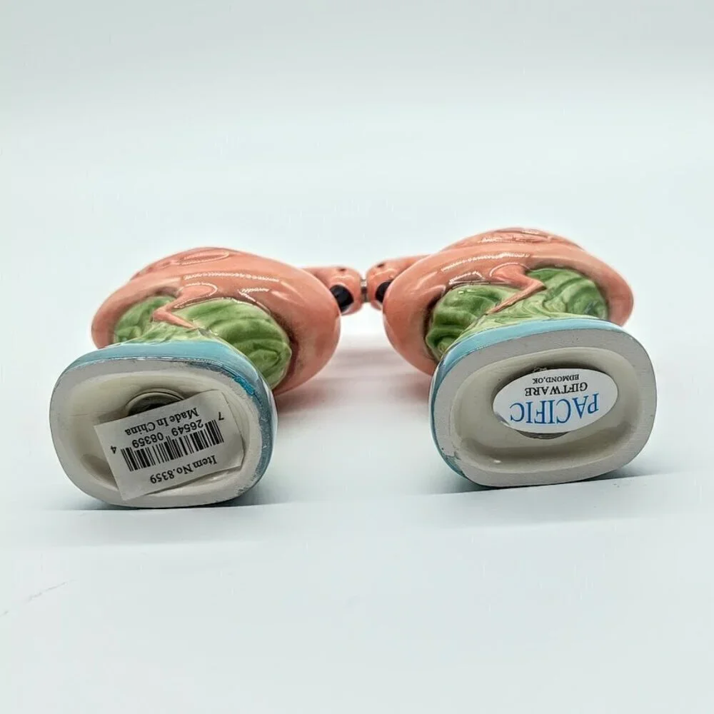 Pacific Giftware pair two