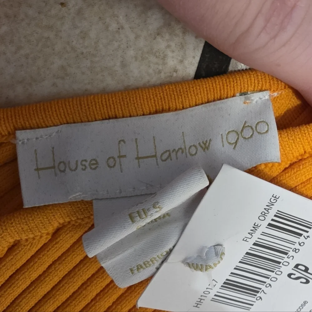 House of Harlow 1960 club back other
