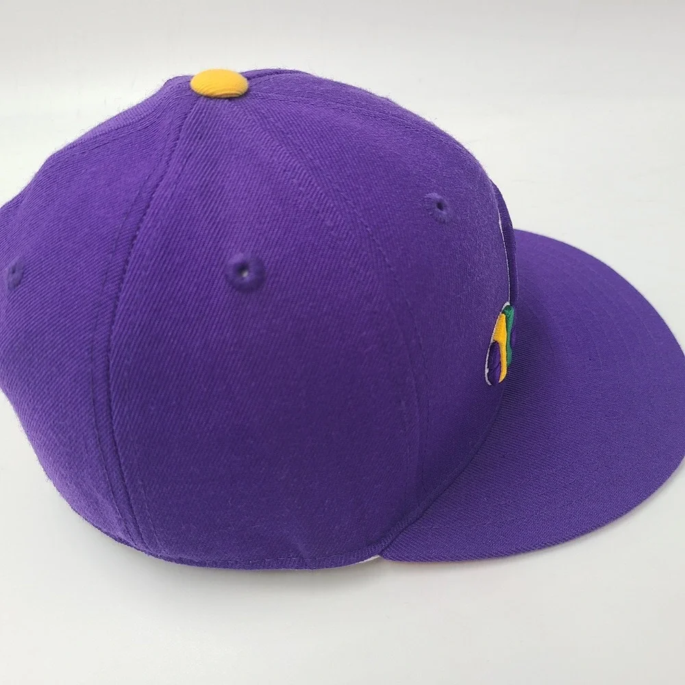 Mitchell & Ness has nick