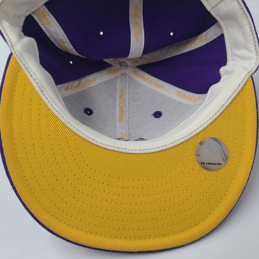 Mitchell & Ness has nick