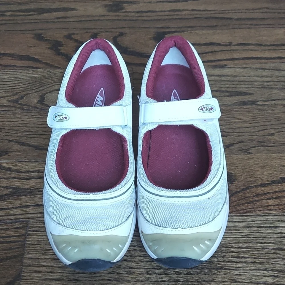 MBT Women's Baridi Casual Comfort Rocker Mary Jane Sneakers - white - size 7