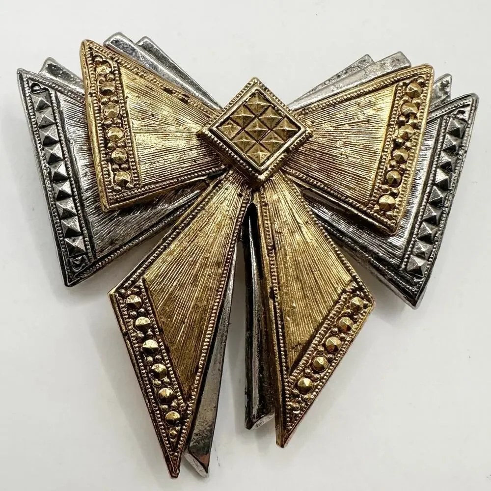Avon vintage bow