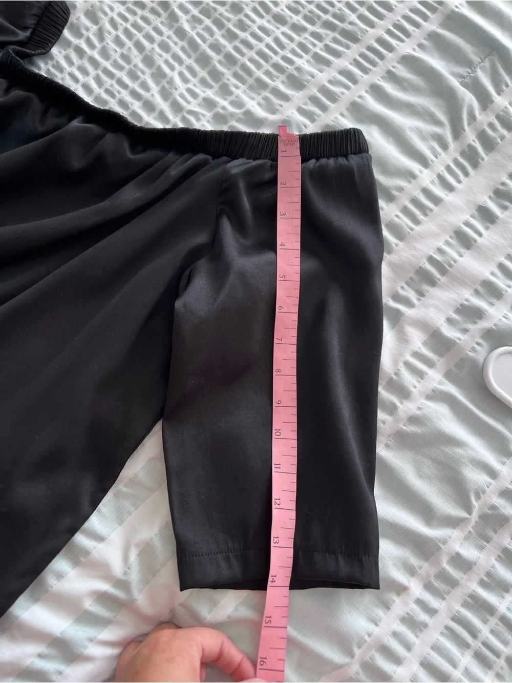 Verda elegant black