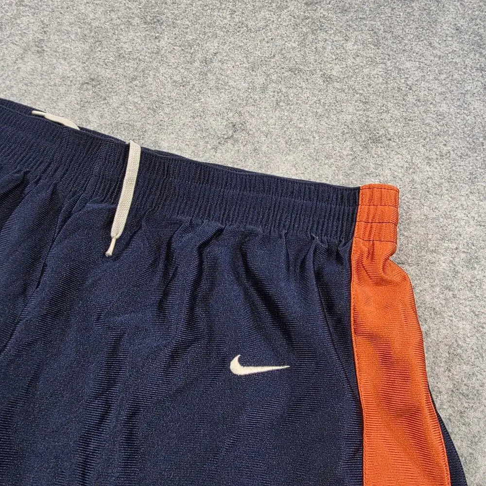 Nike selling vtg