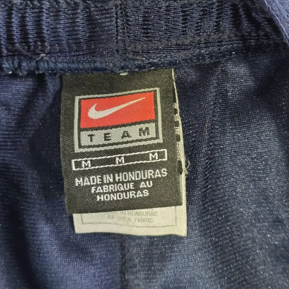 Nike selling vtg