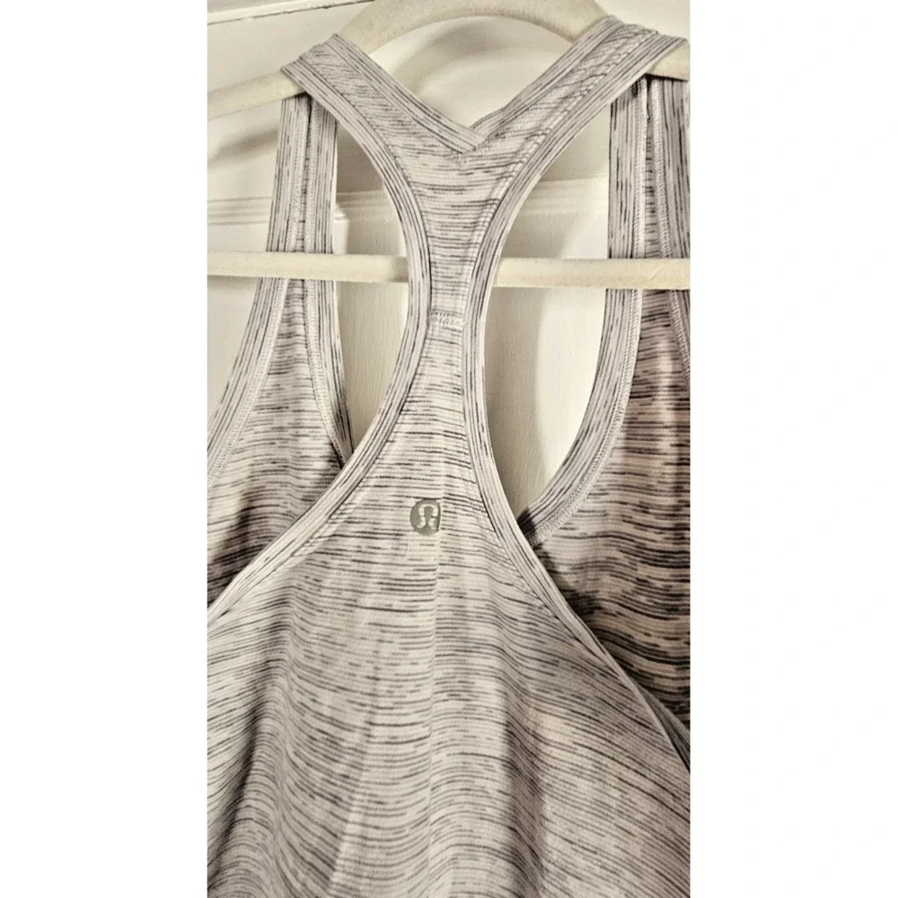 lululemon athletica excellent no