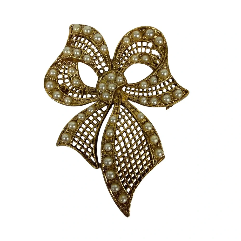 Vintage Gold Tone Faux Pearl Bow Brooch Openwork Lattice Ribbon Pin Statement