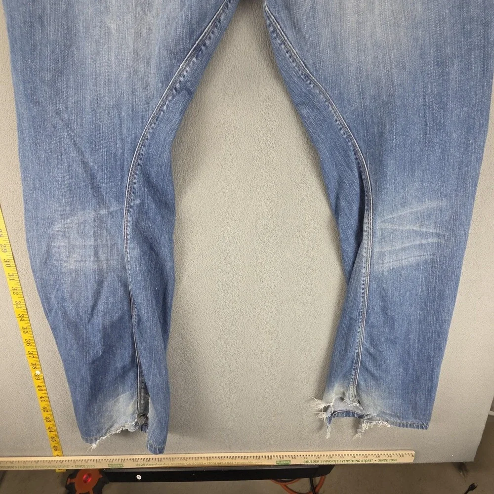 Levis 9608 important