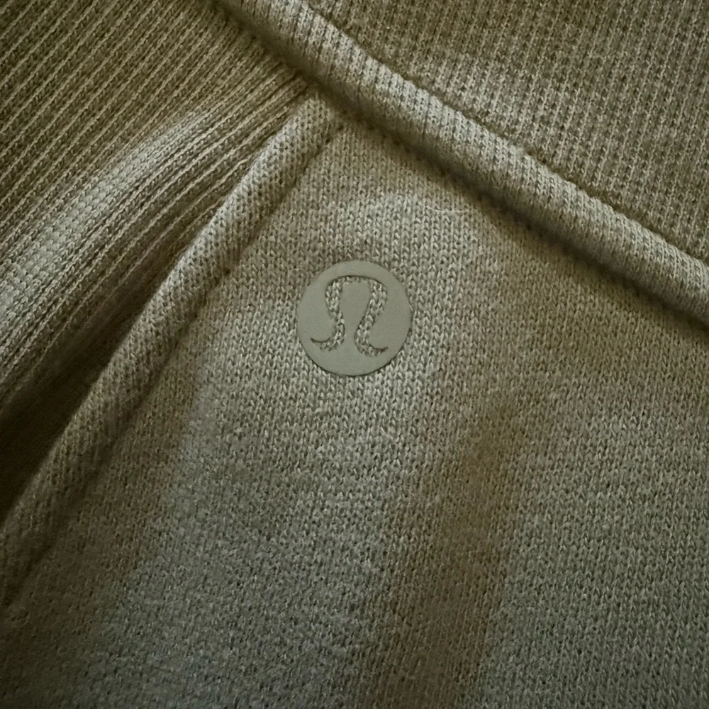 lululemon athletica nwt size