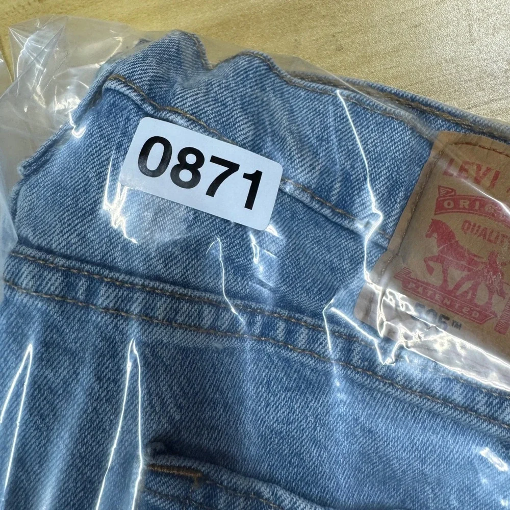 Levis good preowned
