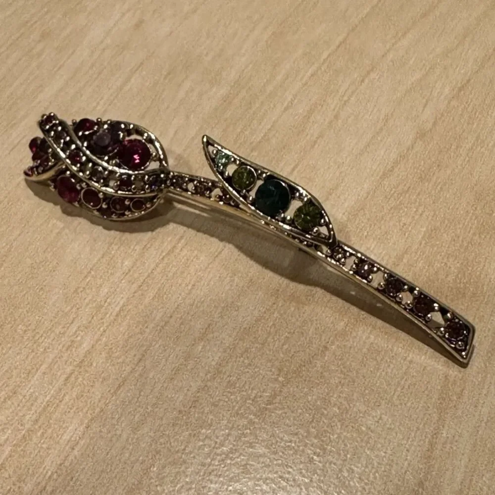N/A vintage rhinestone