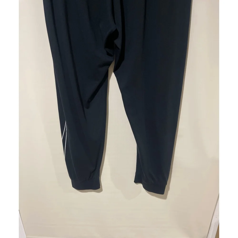 Nike nwot dri