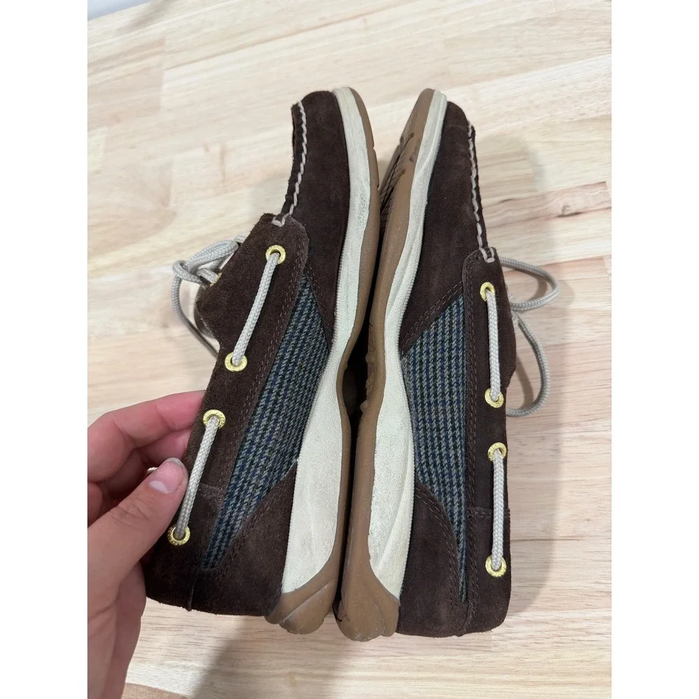 Sperry brown suede