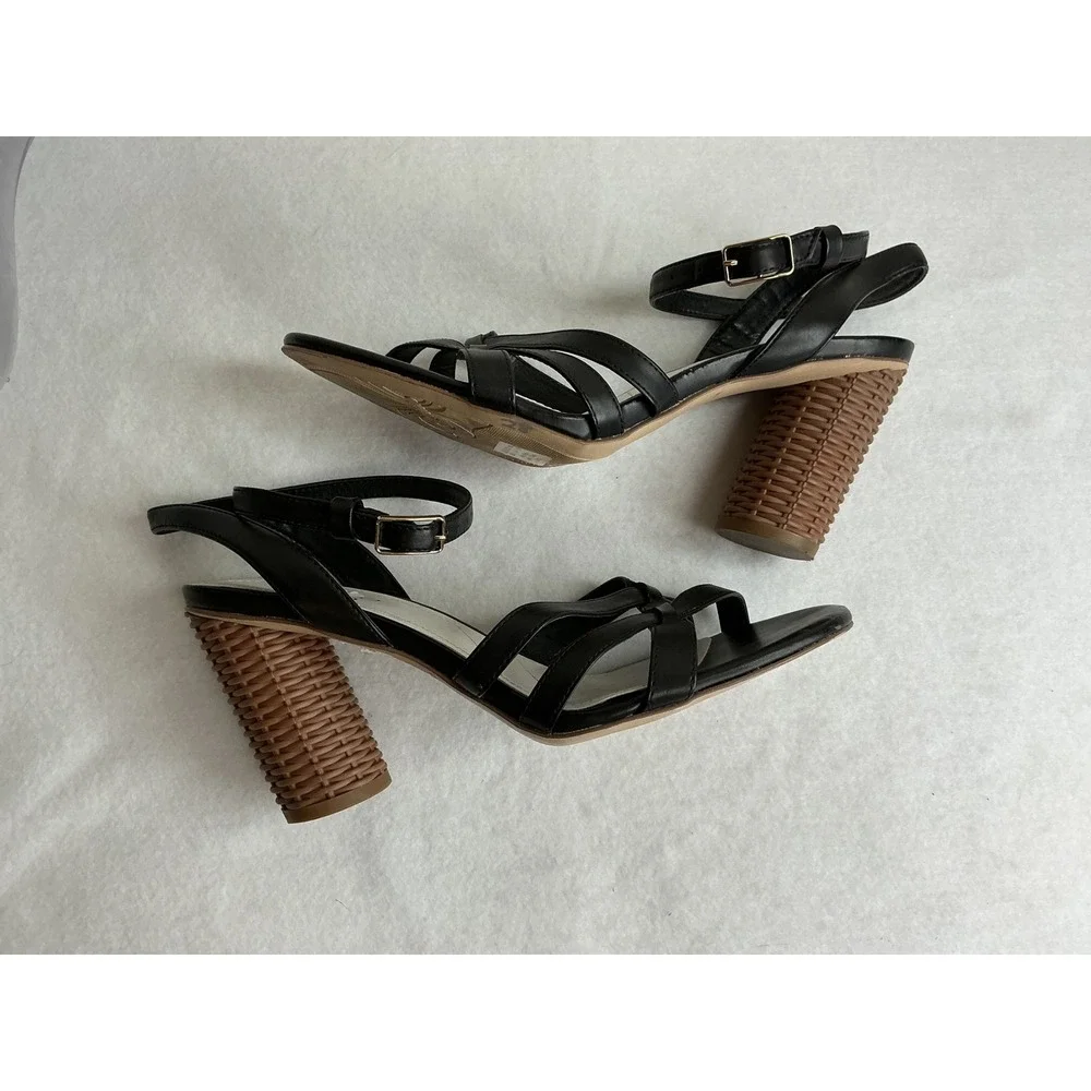 Franco Sarto tracking due heel