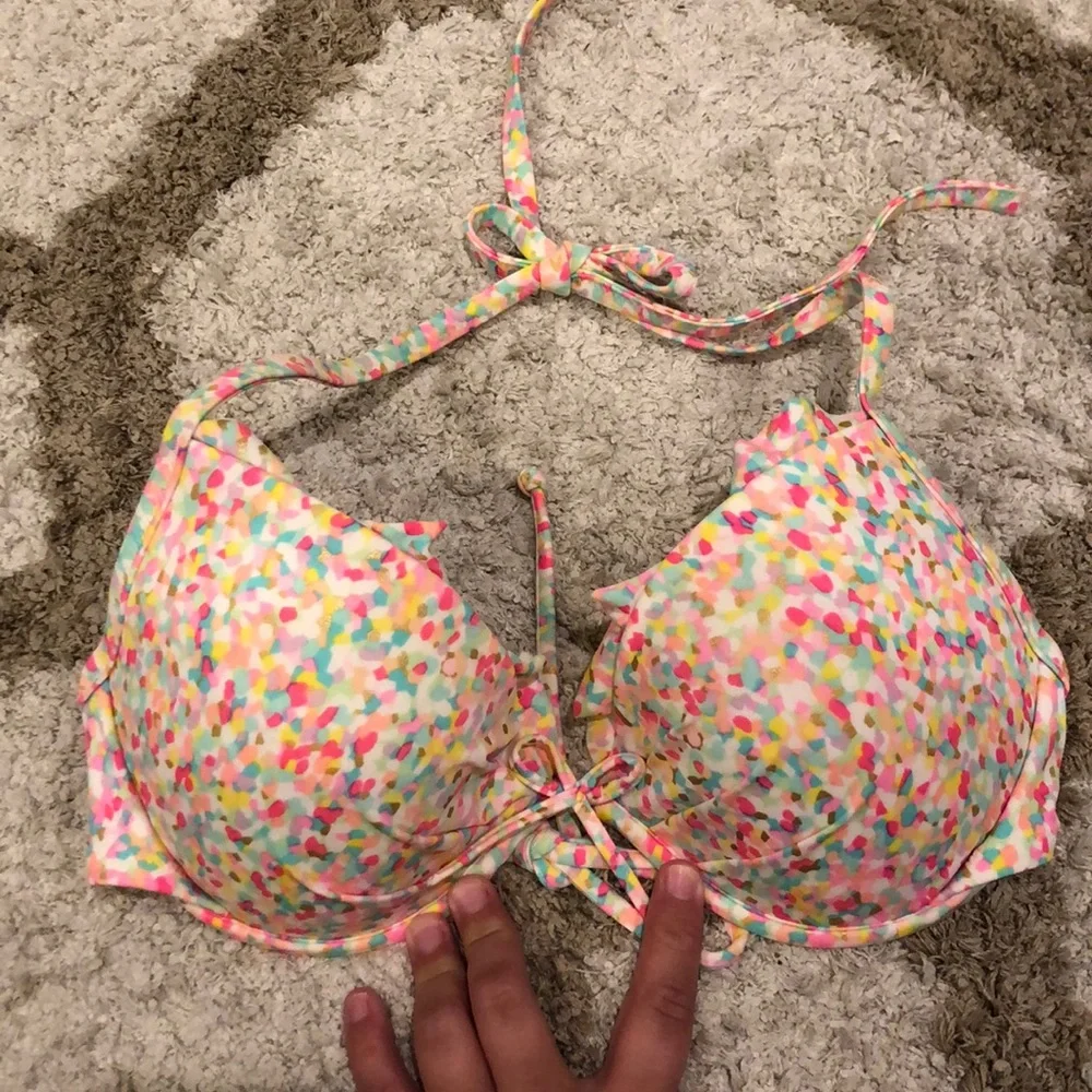 Victoria’s Secret Swimsuit top