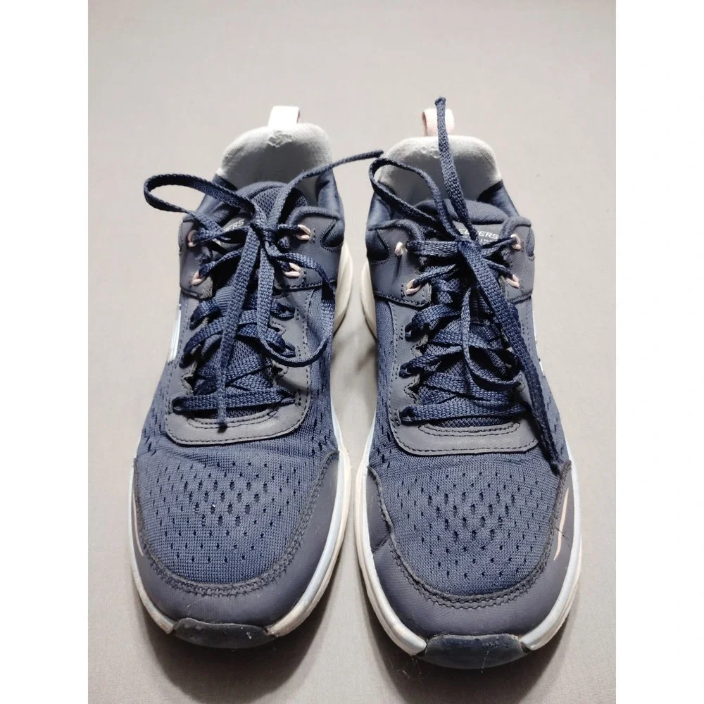 Skechers lux walker