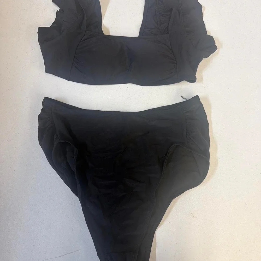 N/A black ruffle