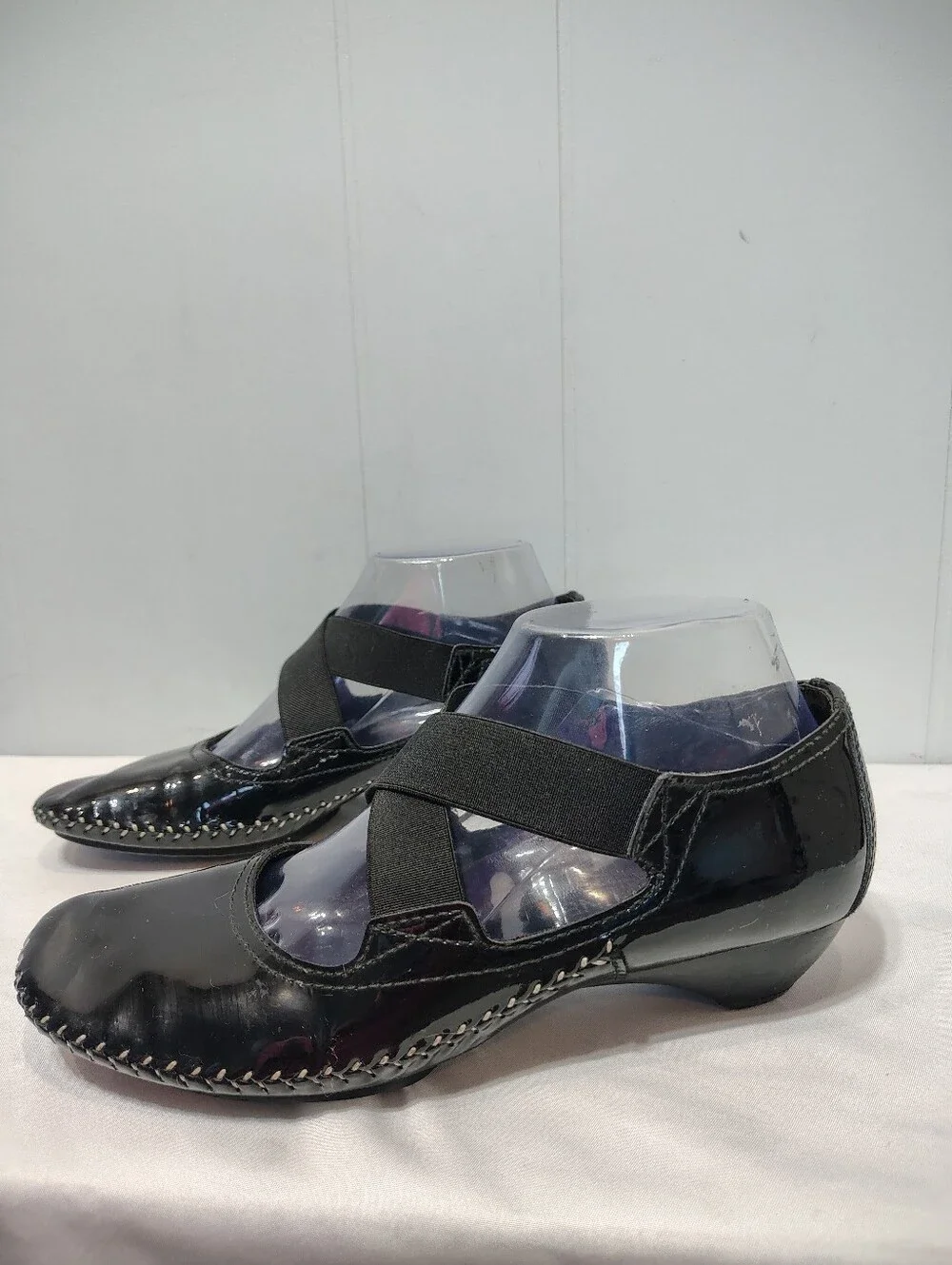Donald J. Pliner brand donald