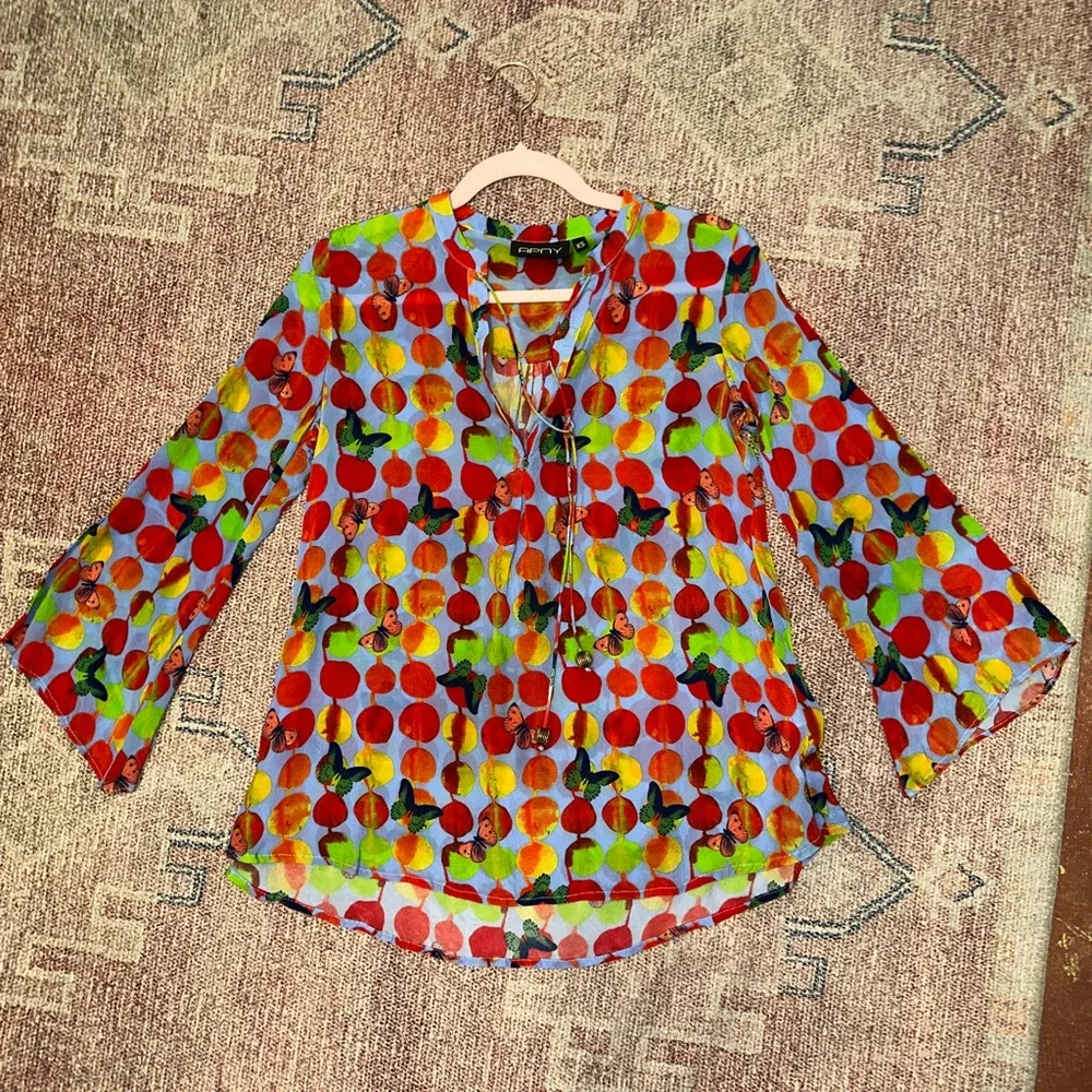 APNY polka dot butterfly 3/4 bell sleeve v neck vibrant flowy top XS