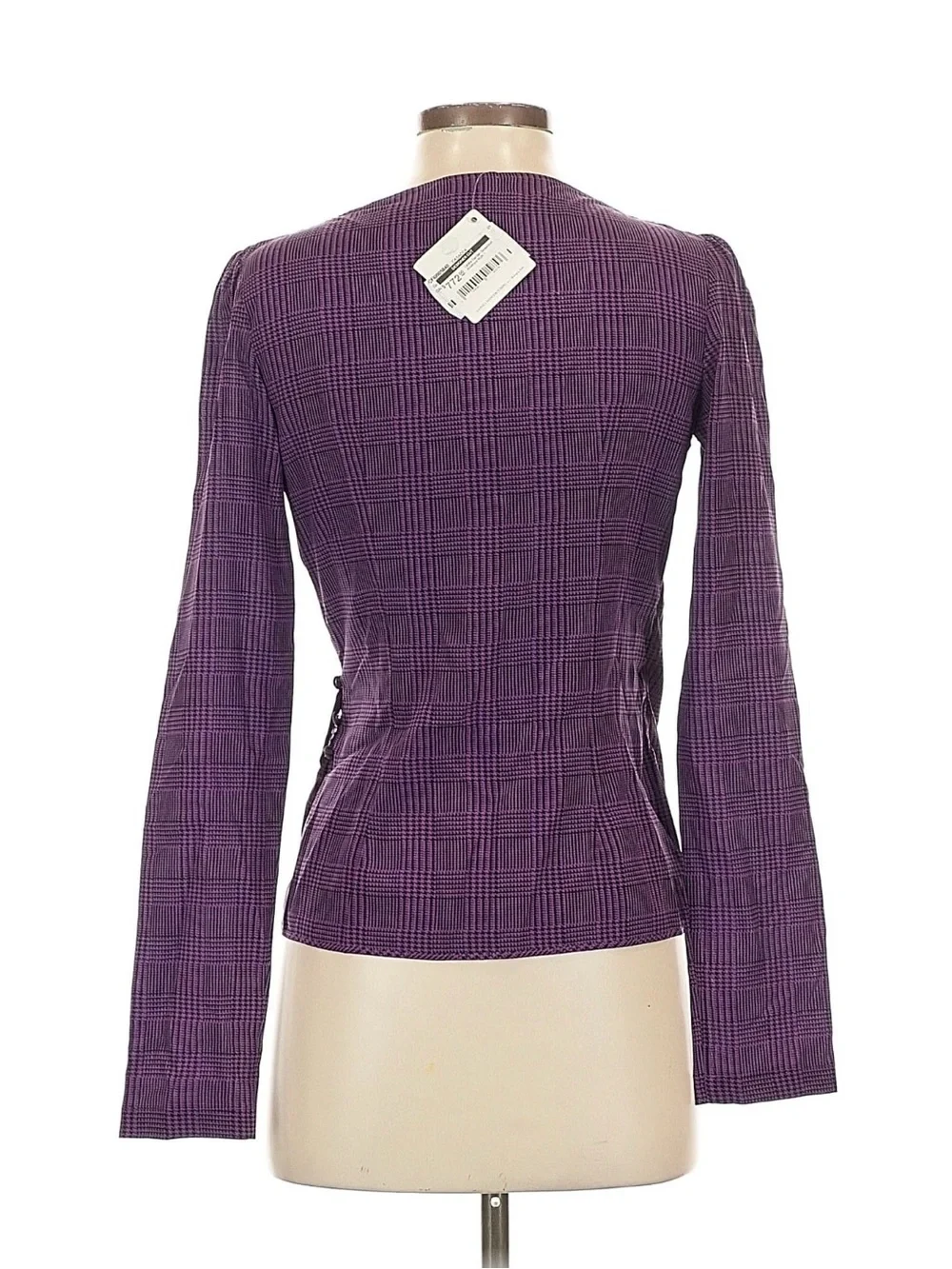 La Perla embellishment wales