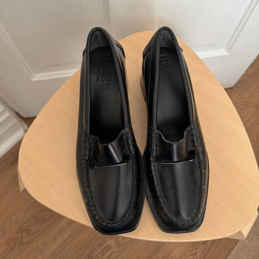 Hereu black Leather Penny Loafers - Classic Women's Slip-Ons