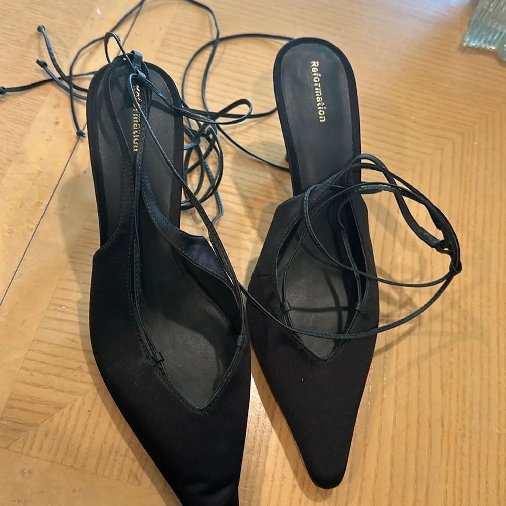 Reformation ‘carmella’ black