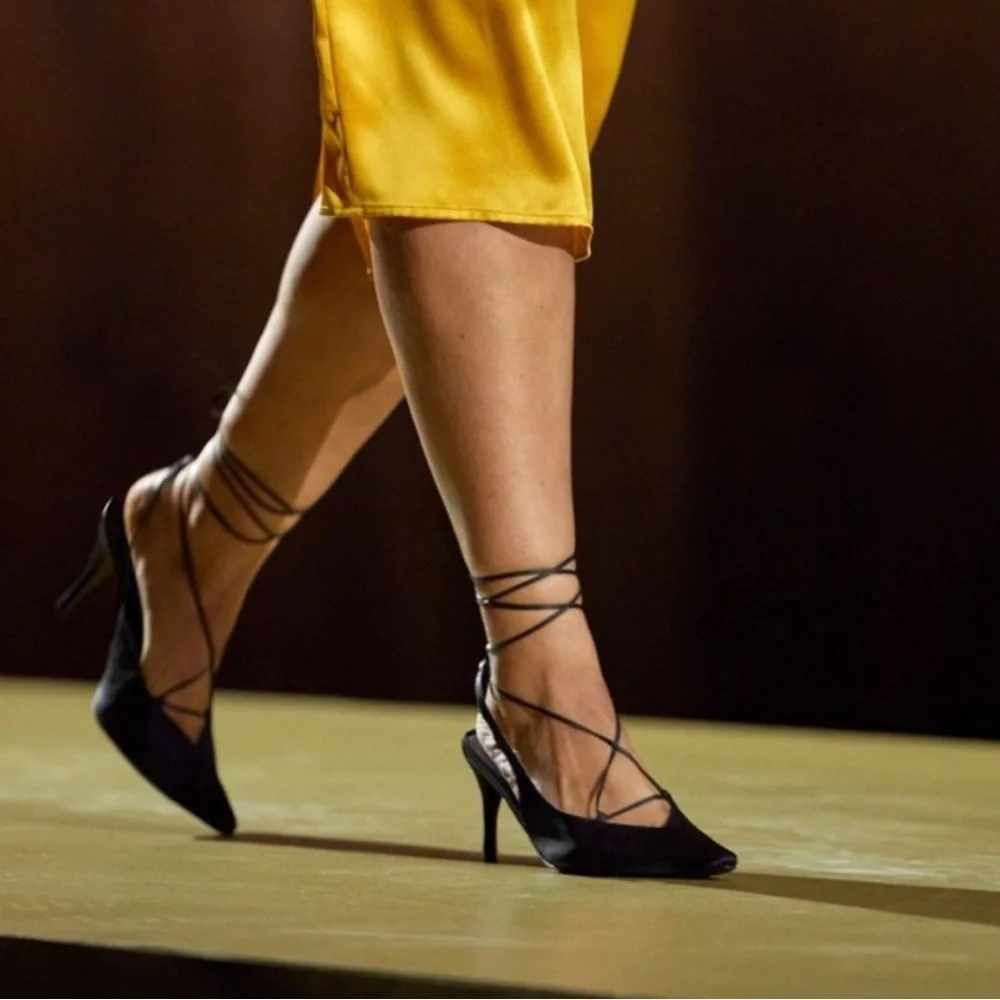 Reformation ‘carmella’ black
