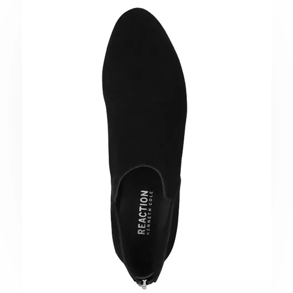 Kenneth Cole Reaction sleek black