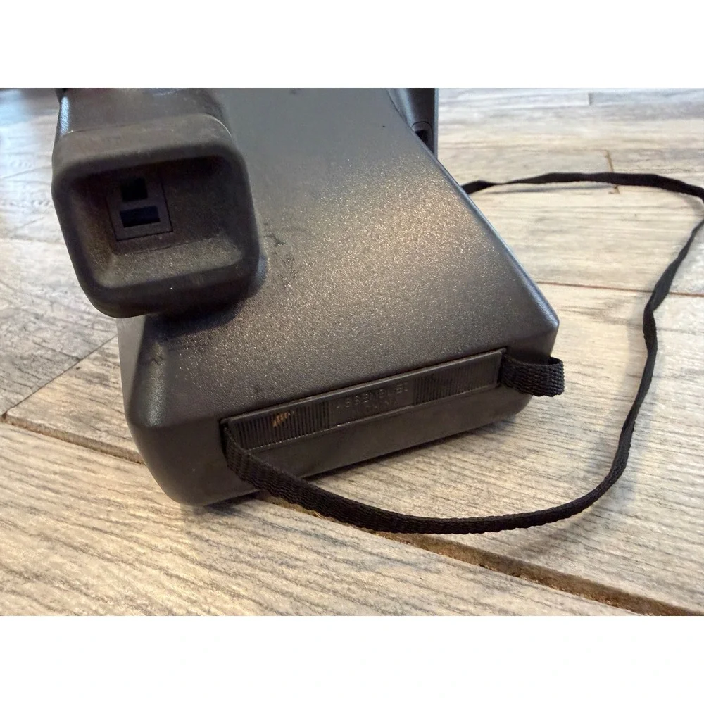 Polaroid classic instant