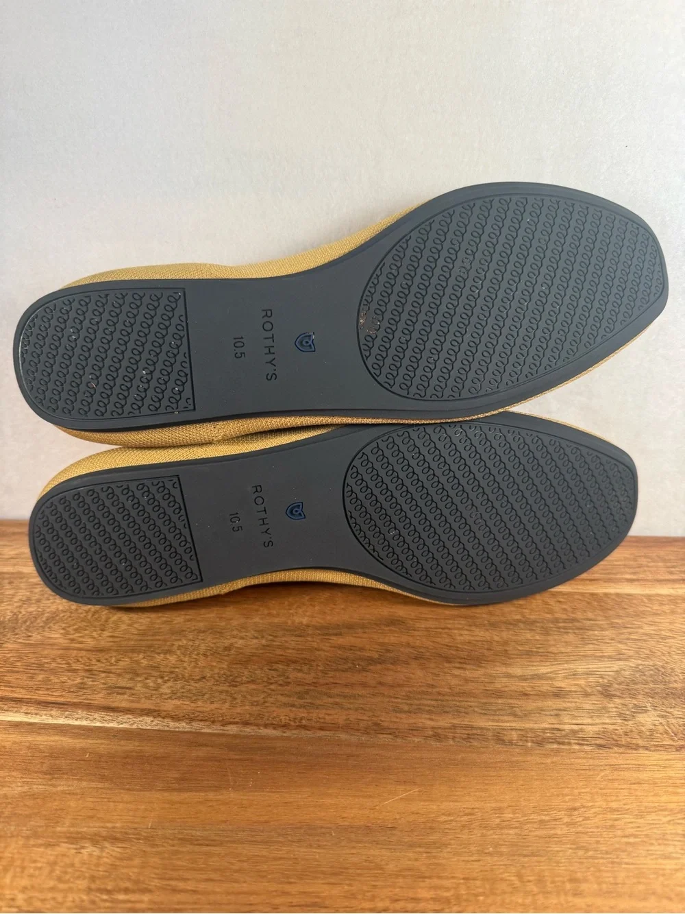 Rothys pre owned