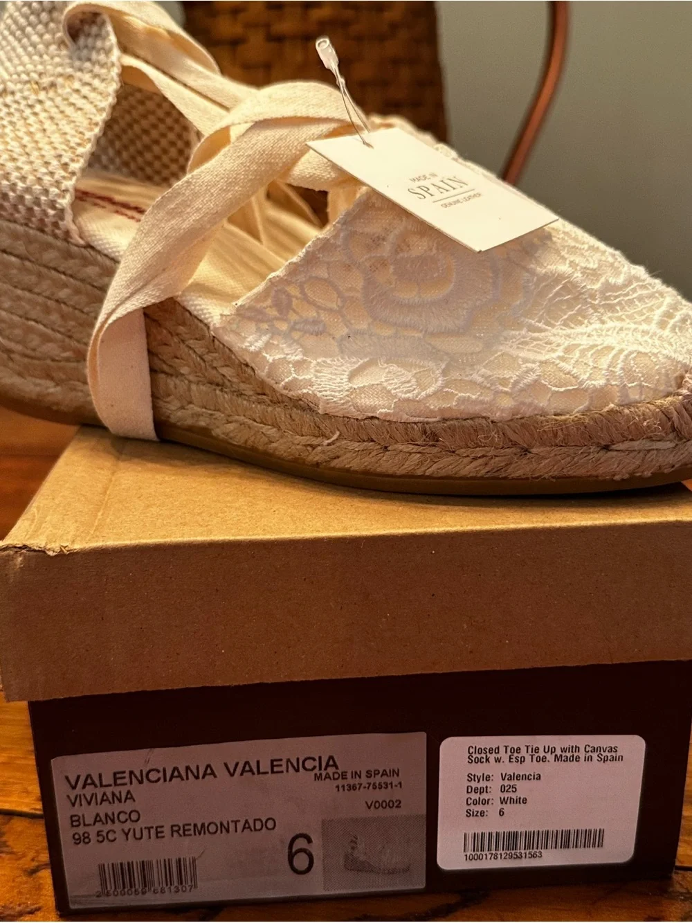 Viviana white lace