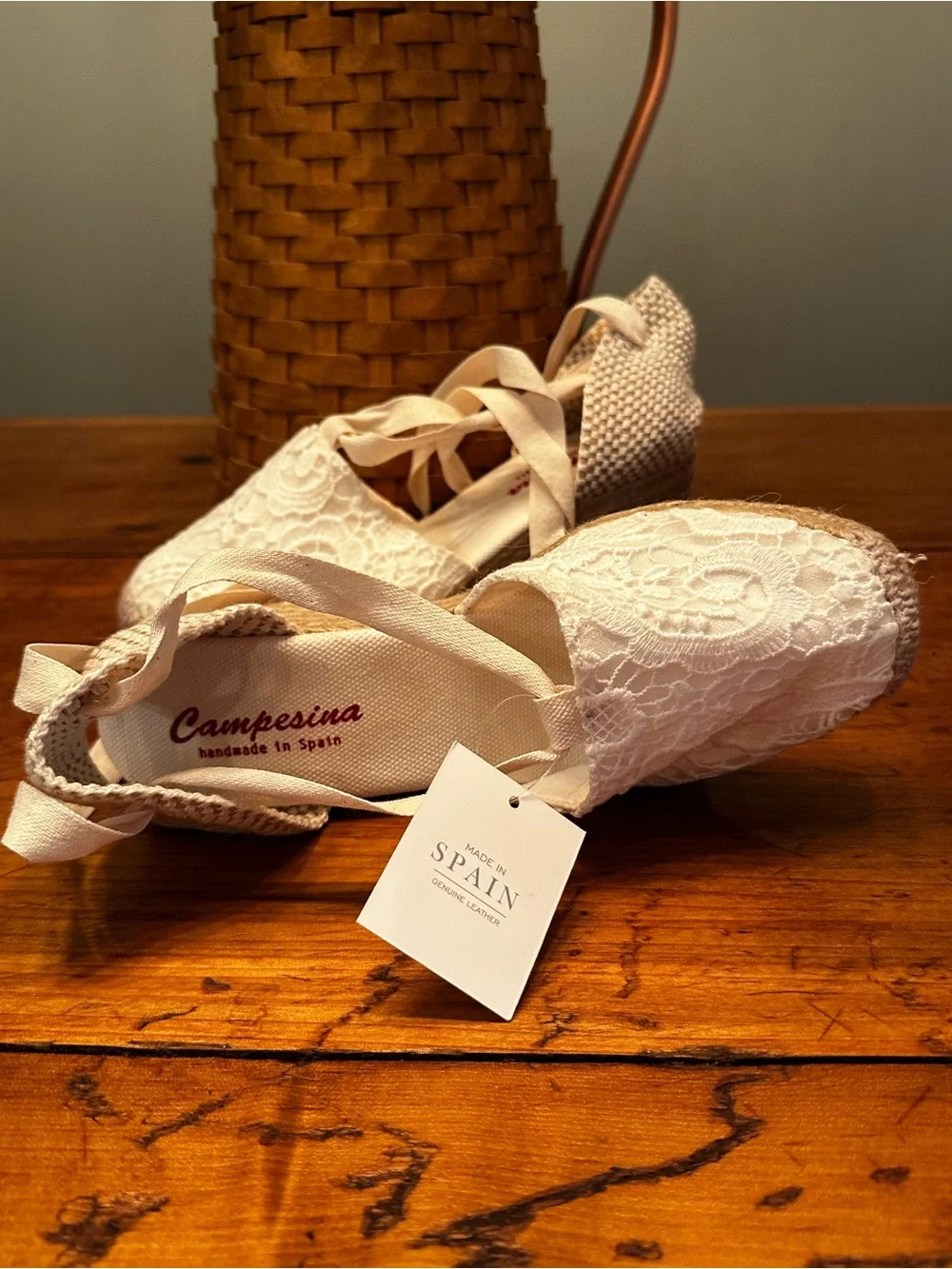 Viviana white lace