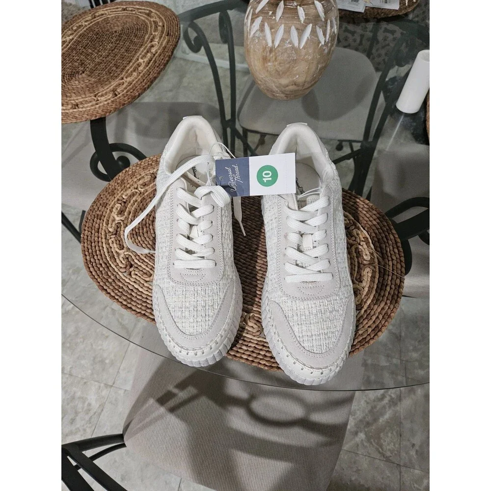 Universal Thread nwt universal