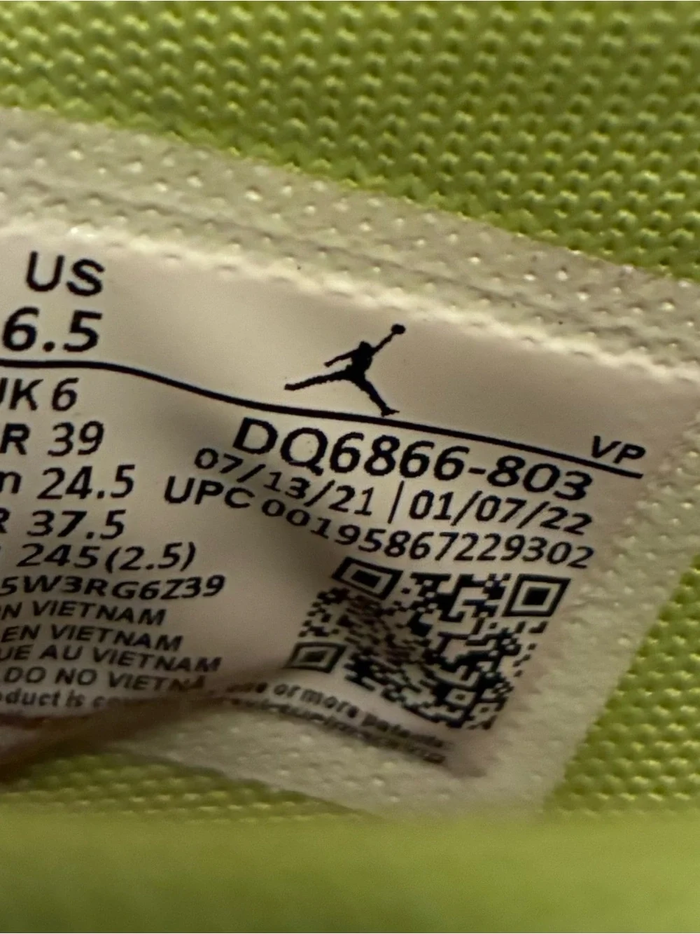 Taco Jay basketball sneakers
