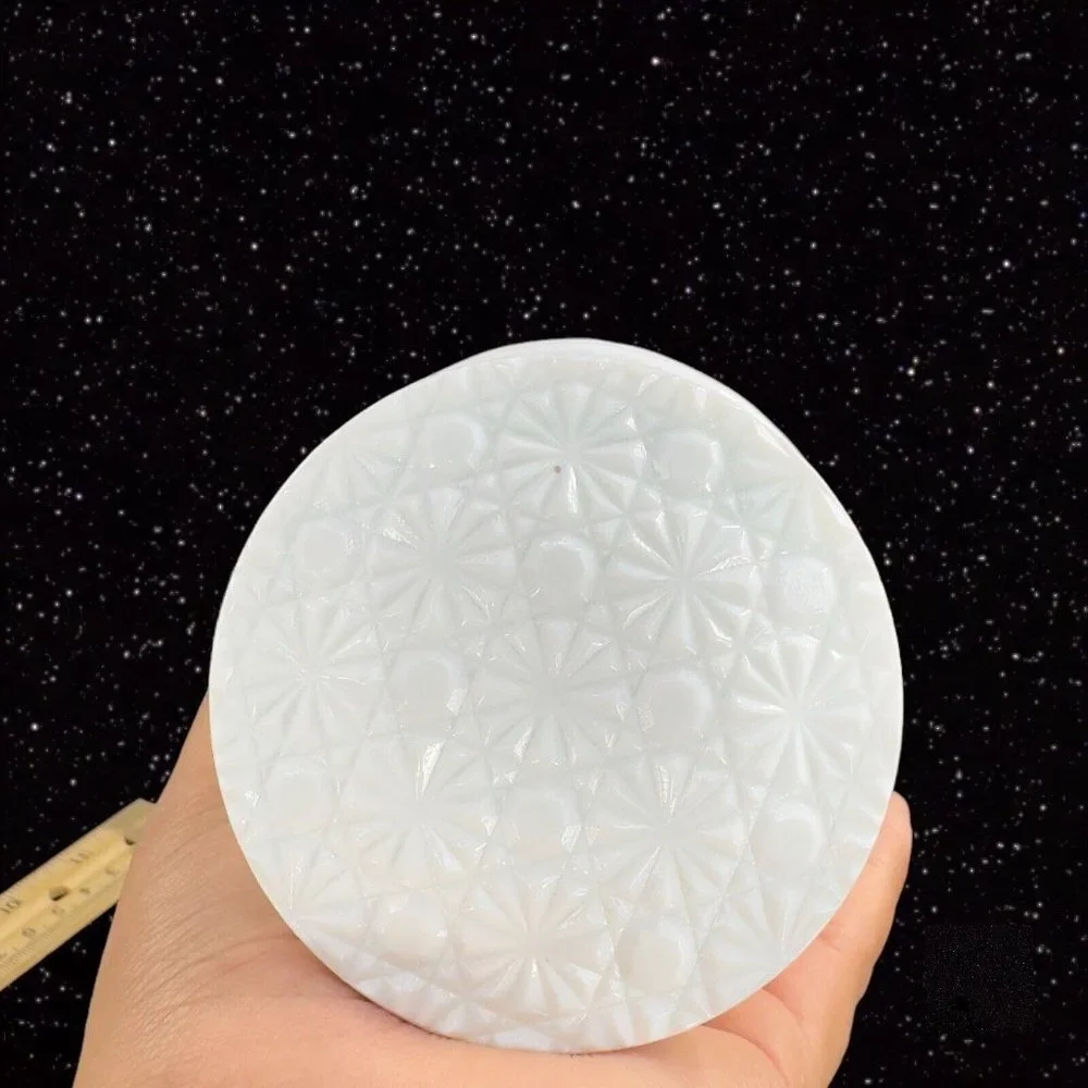Vintage Indiana Glass Daisy and‎ Button White Milk Glass Top Hat Catch Bowl VTG
