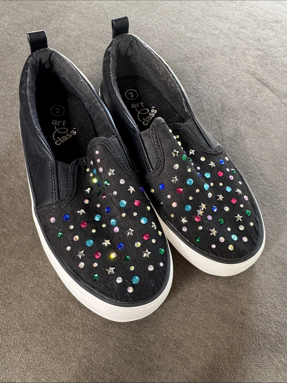 Girls art class Black Slip-On Sneakers Multicolor Gem and Star Accents Size 2