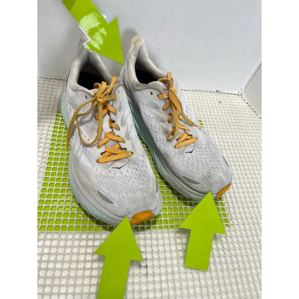 Hoka One One hoka one