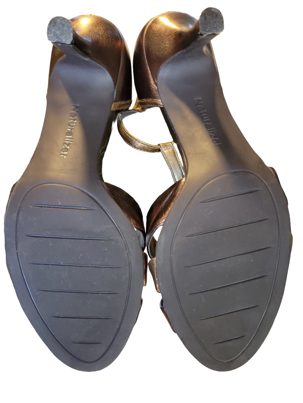 Naturalizer Princeton Copper Metallic Leather T-Strap Sandals N5 Comfort Size 8