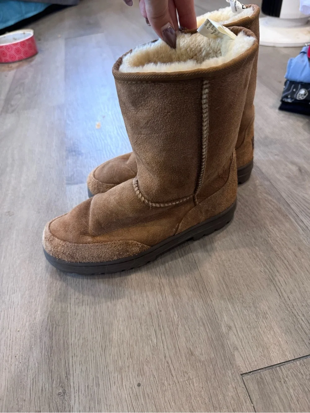 UGG ULTRA SHORT REVIVAL Women's 5 Chestnut Brown Suede Boots Shearling Lined