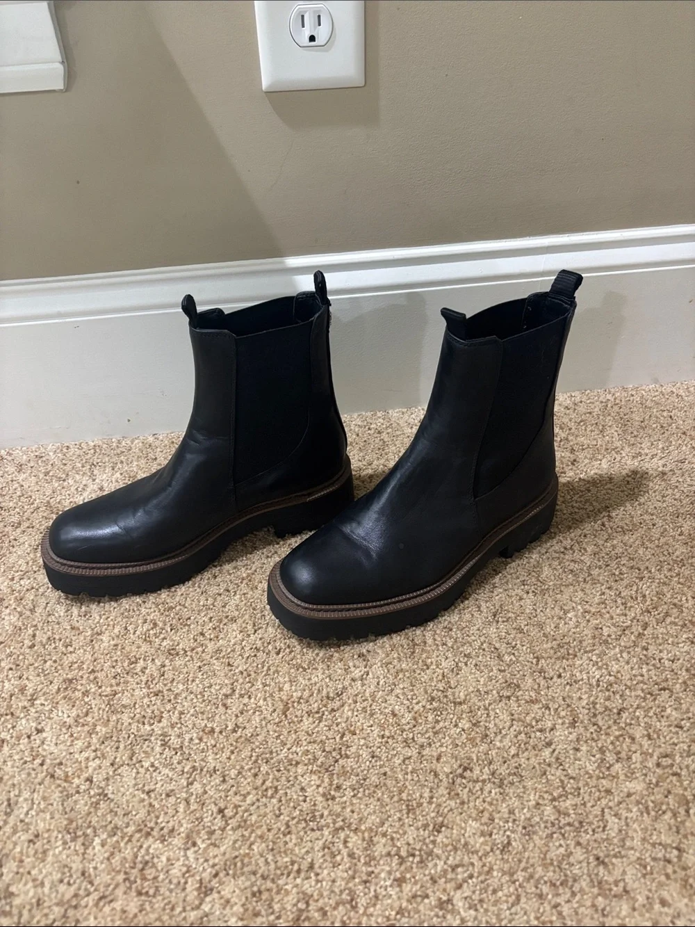 Sam Edelman classic black
