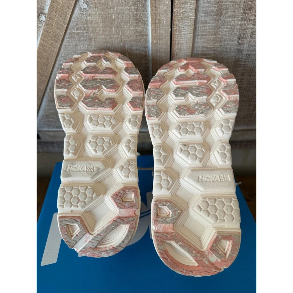 Hoka One One midsole inspired