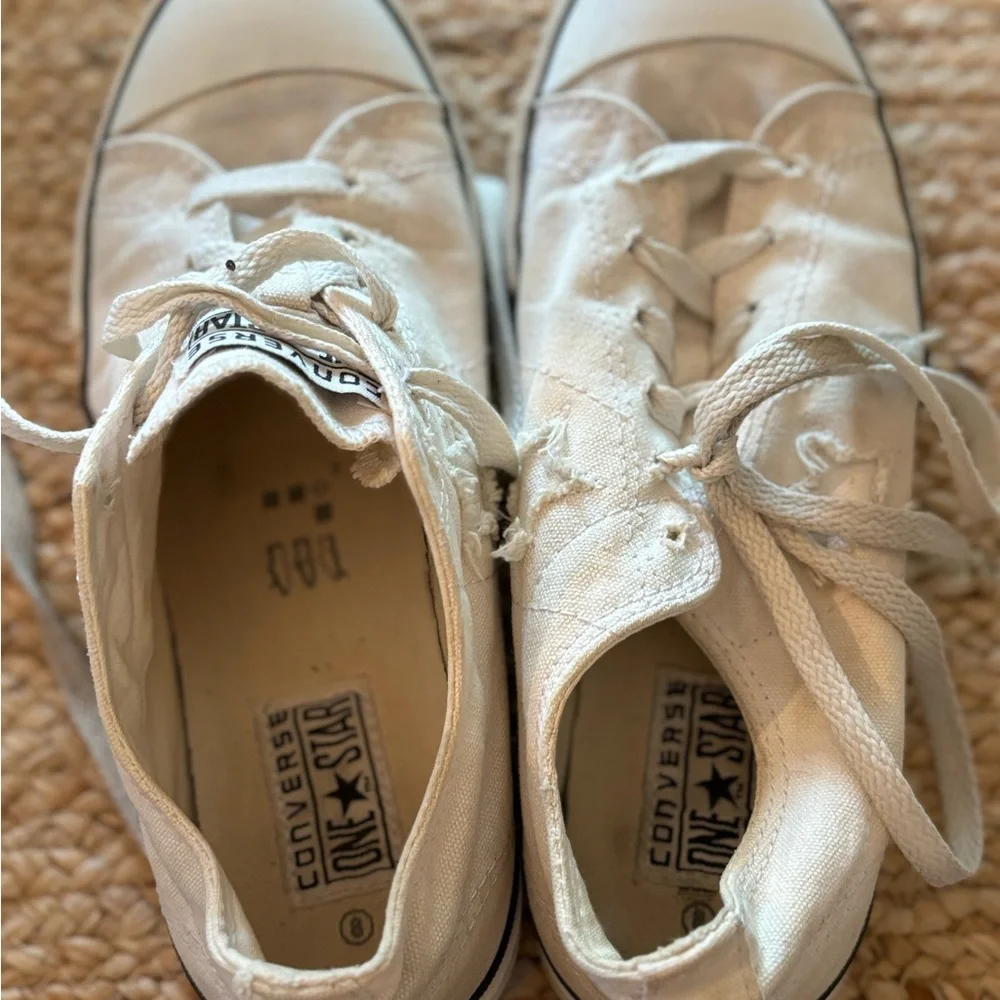 Converse preowned well