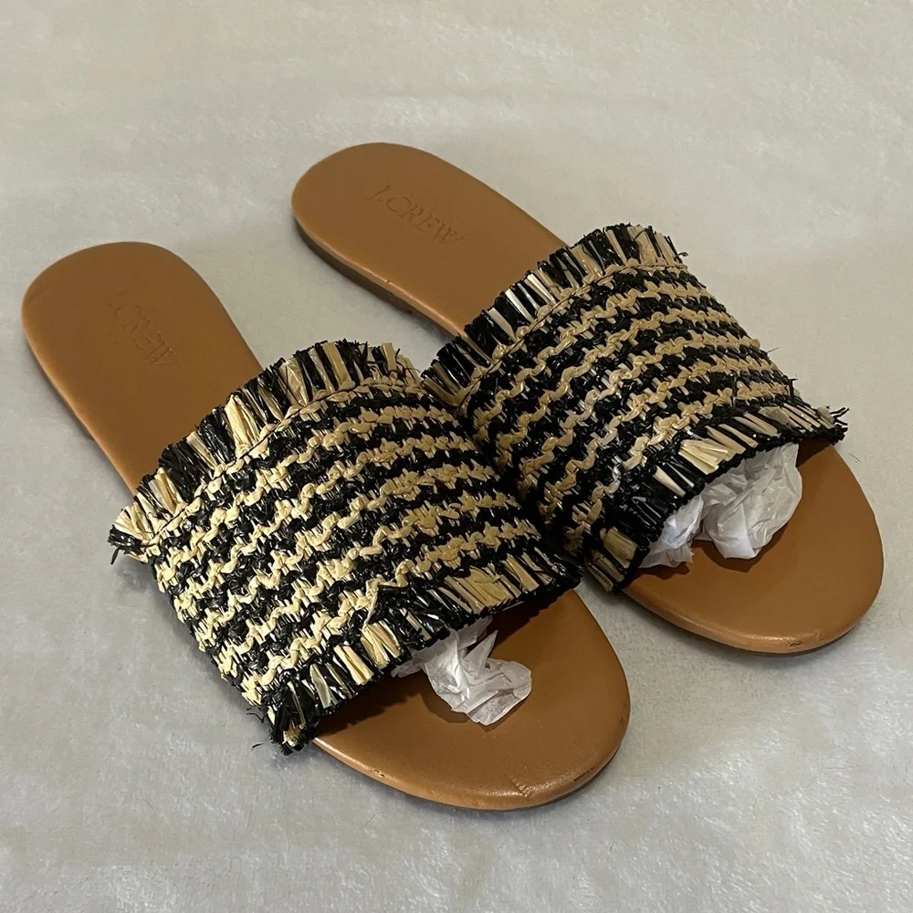 J Crew size 7 Raffia woven black and cream slide sandals