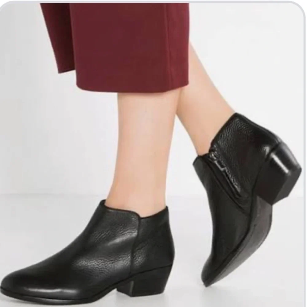 Sam Edelman Black Leather Booties Sz.‎ 7W