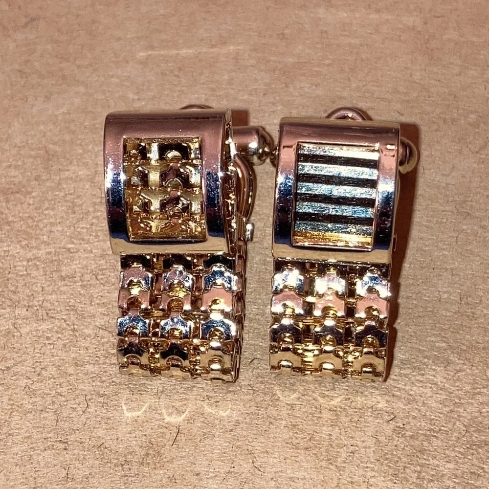 Source Unknown men’s goldtone